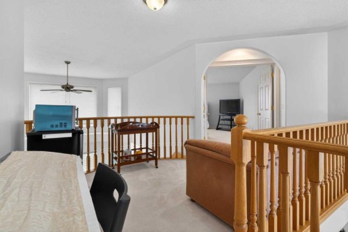 307 Hampstead Way Nw, Calgary, AB - Indoor