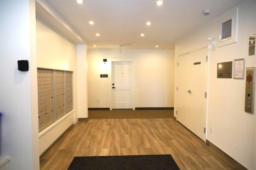106-70 Sage Hill Walk Nw, Calgary, AB - Indoor Photo Showing Other Room