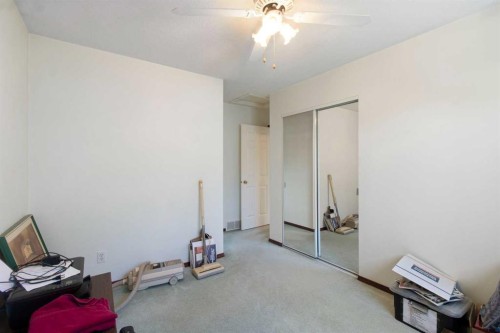 2 Madison Court, Strathmore, AB - Indoor