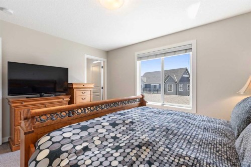 1334 Walden Drive Se, Calgary, AB - Indoor Photo Showing Bedroom
