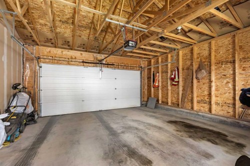 1334 Walden Drive Se, Calgary, AB - Indoor Photo Showing Garage