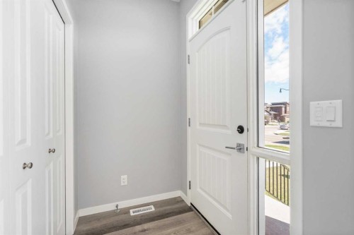 109 Dawson Drive, Chestermere, AB - Indoor Photo Showing Other Room