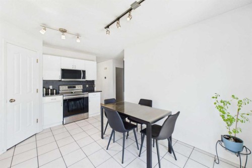 24 Chaparral Ridge Circle Se, Calgary, AB - Indoor