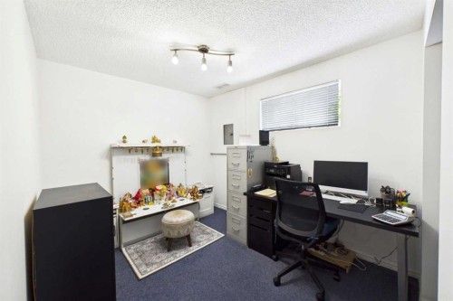 24 Chaparral Ridge Circle Se, Calgary, AB - Indoor Photo Showing Office