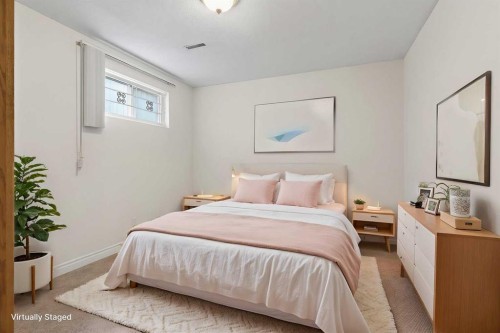 2011 6 Avenue Nw, Calgary, AB - Indoor Photo Showing Bedroom
