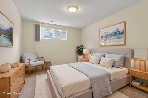 2011 6 Avenue Nw, Calgary, AB - Indoor Photo Showing Bedroom