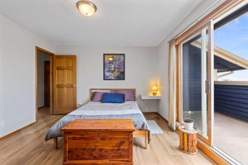 28 Ranchridge Way Nw, Calgary, AB - Indoor Photo Showing Bedroom