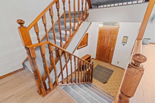28 Ranchridge Way Nw, Calgary, AB - Indoor Photo Showing Other Room