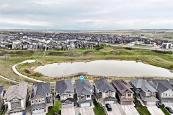 91 Nolanfield Crescent NW Calgary, AB T3R 0L6