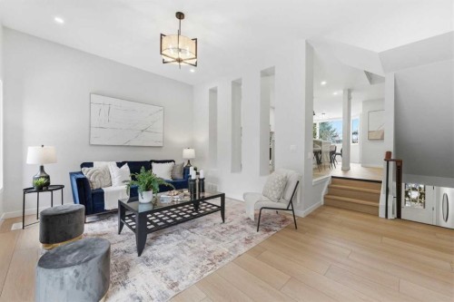 28-99 Midpark Gardens Se, Calgary, AB - Indoor Photo Showing Living Room