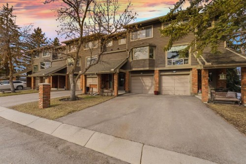 28-99 Midpark Gardens Se, Calgary, AB - Outdoor With Facade