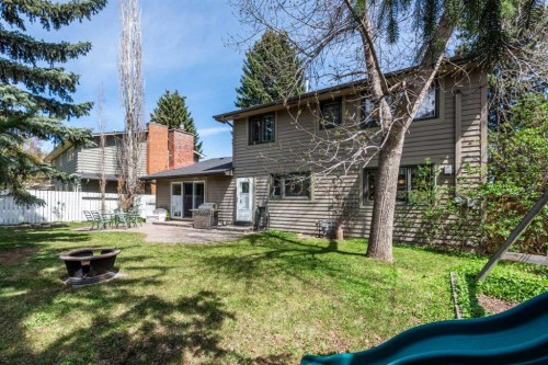 7316 Kananaskis Drive Sw, Calgary, AB - Outdoor
