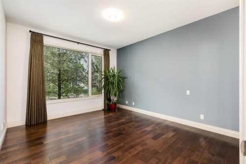 30 Meadow Pointe Drive, Heritage Pointe, AB - Indoor Photo Showing Other Room