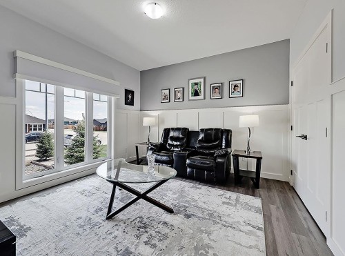 137 Westview Drive, Nanton, AB - Indoor Photo Showing Living Room