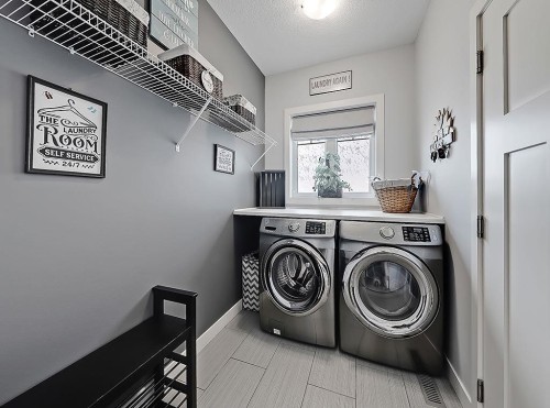 137 Westview Drive, Nanton, AB - Indoor Photo Showing Laundry Room