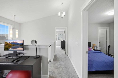 60 Redstone Grove Ne, Calgary, AB - Indoor
