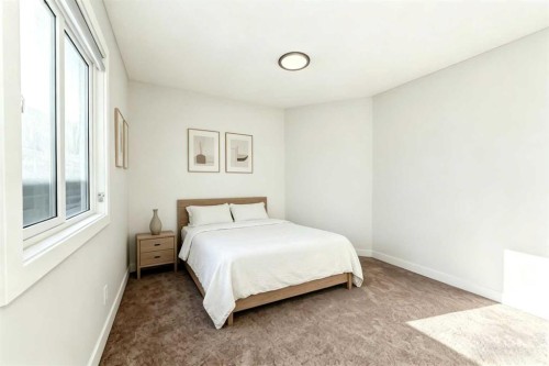 47 Amblefield Grove Nw, Calgary, AB - Indoor Photo Showing Bedroom
