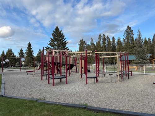 21 Timber Drive, Sundre, AB 