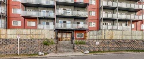 104-335 Garry Crescent Ne, Calgary, AB - Outdoor With Facade