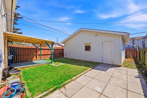 54 Pennsburg Way Se, Calgary, AB 