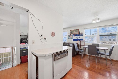 54 Pennsburg Way Se, Calgary, AB 