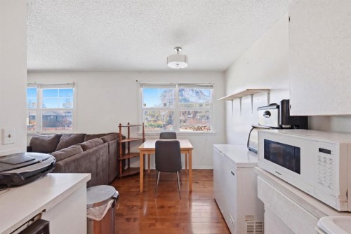54 Pennsburg Way Se, Calgary, AB 