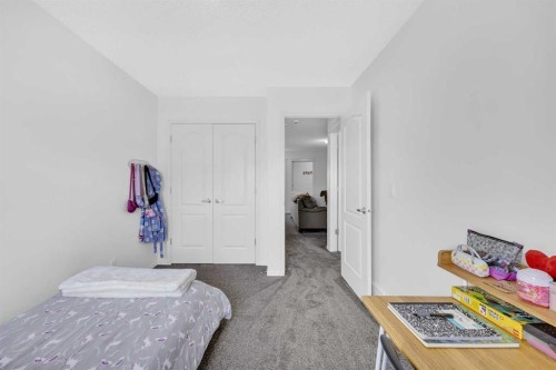30 Cranarch View Se, Calgary, AB - Indoor Photo Showing Bedroom