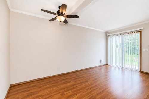 152 Country Hills Villas Nw, Calgary, AB - Indoor Photo Showing Other Room