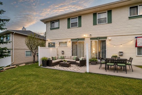 152 Country Hills Villas Nw, Calgary, AB - Outdoor With Deck Patio Veranda With Exterior