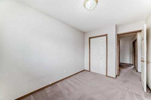 152 Country Hills Villas Nw, Calgary, AB - Indoor Photo Showing Other Room