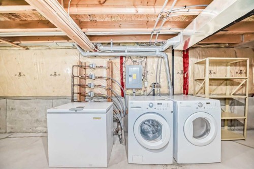 152 Country Hills Villas Nw, Calgary, AB - Indoor Photo Showing Laundry Room