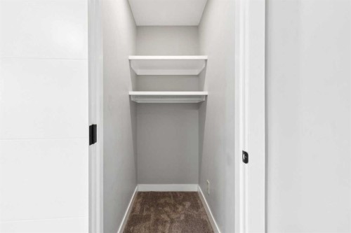 7116 Hunterwood Road Nw, Calgary, AB - Indoor