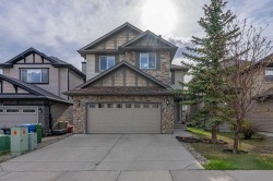 94 Kincora Gardens  Calgary, AB T3R 1R5