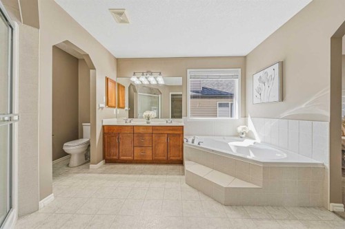 94 Kincora Gardens, Calgary, AB - Indoor Photo Showing Bathroom