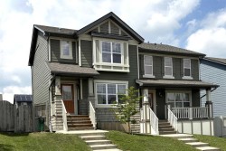 159 Panamount Way NW Calgary, AB T3K 0P7