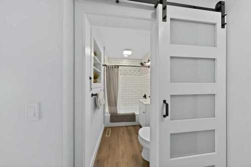 7704 23 Avenue, Coleman, AB - Indoor