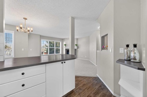 3106-7171 Coach Hill Road Sw, Calgary, AB - Indoor Photo Showing Other Room
