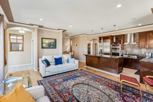 4538 Montgomery Avenue Nw, Calgary, AB - Indoor