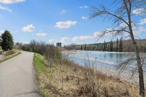 4538 Montgomery Avenue Nw, Calgary, AB - Outdoor With View