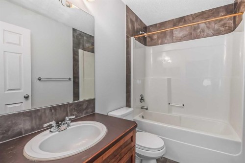 219 Kincora Lane Nw, Calgary, AB - Indoor Photo Showing Bathroom