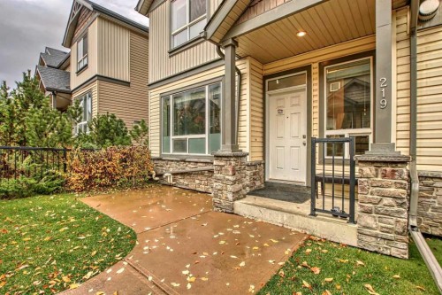 219 Kincora Lane Nw, Calgary, AB - Outdoor
