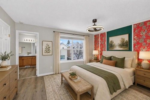 42 Royal Elm Drive Nw, Calgary, AB - Indoor Photo Showing Bedroom