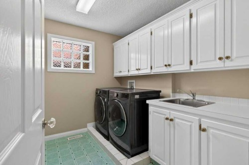 152 Scenic Ridge Crescent Nw, Calgary, AB 