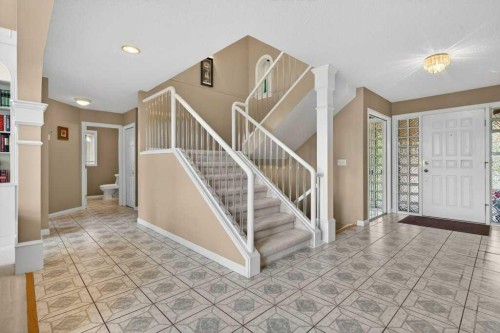 152 Scenic Ridge Crescent Nw, Calgary, AB 