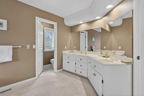 152 Scenic Ridge Crescent Nw, Calgary, AB 