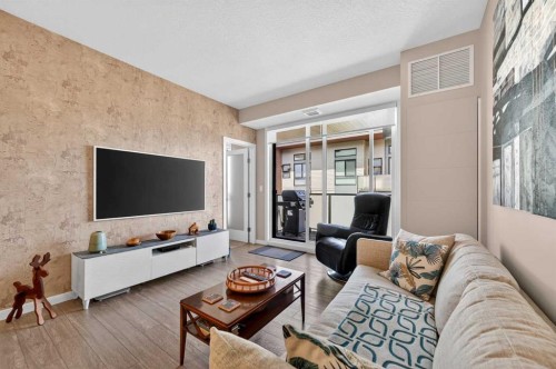 504-122 Mahogany Centre Se, Calgary, AB - Indoor Photo Showing Living Room