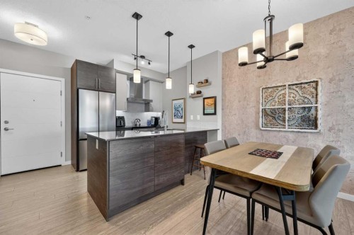 504-122 Mahogany Centre Se, Calgary, AB - Indoor
