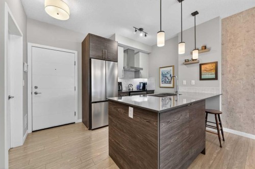 504-122 Mahogany Centre Se, Calgary, AB - Indoor Photo Showing Kitchen With Stainless Steel Kitchen With Upgraded Kitchen