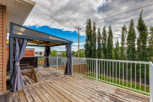 165 Bayside Loop Sw, Airdrie, AB - Outdoor With Deck Patio Veranda With Exterior