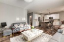 165 Bayside Loop Sw, Airdrie, AB  - Indoor Photo Showing Living Room 